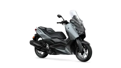 Yamaha XMAX 300 Tech MAX 2025 resmi